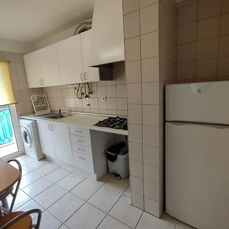 Quinta Das Oliveiras 4 Bedrooms With Balcony * Portimao
