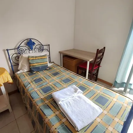 Apartamento Quinta Das Oliveiras 4 Bedrooms With Balcony *